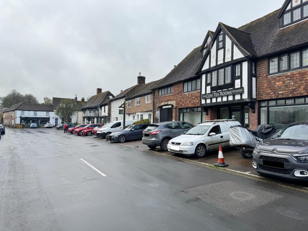 Lot: 73 - HIGH STREET COMMERCIAL INVESTMENT - View along High Street